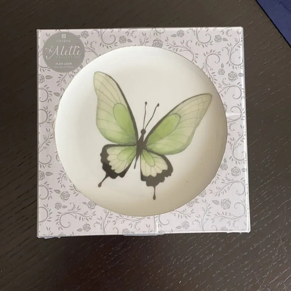Ashdene Fine Bone China Dessert plate w.Butterfly. - Picture 4 of 5